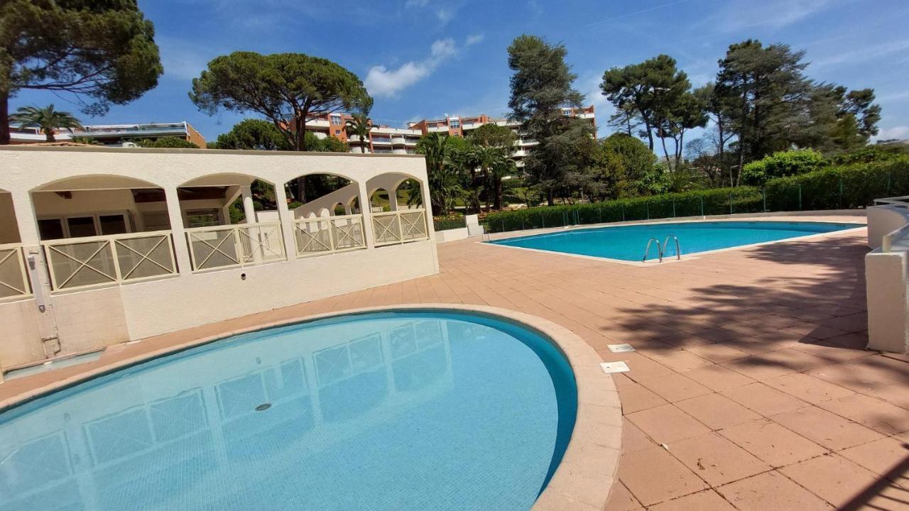 Charmant Appartement Residentiel Avec Terrasse, Jardin Privatif Et Piscine A Cannes Dış mekan fotoğraf